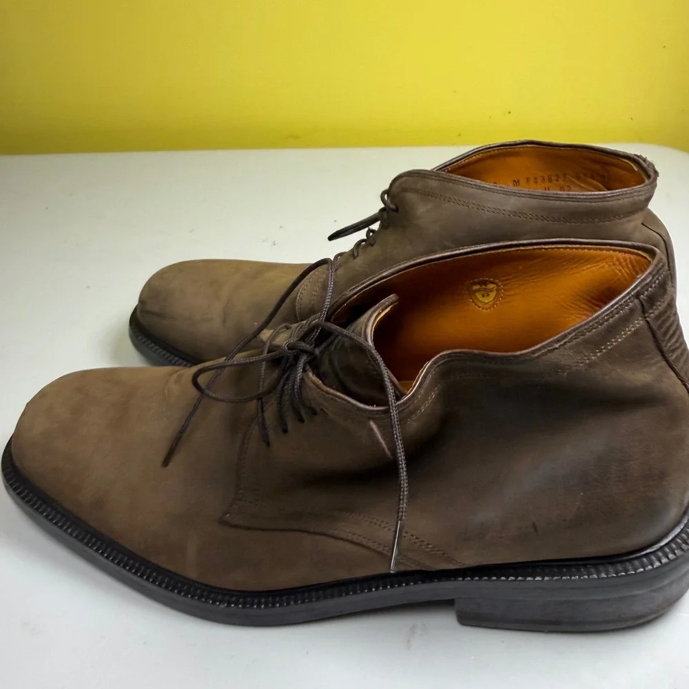 Cole Haan City Mens Brown Nubuck Leather Chukka Boots Square Toe Size 10 M C00